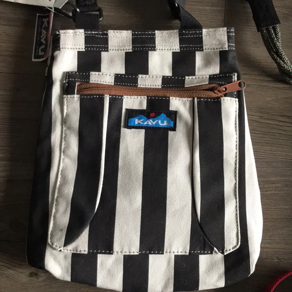 Kavu keepalong crossbody bag